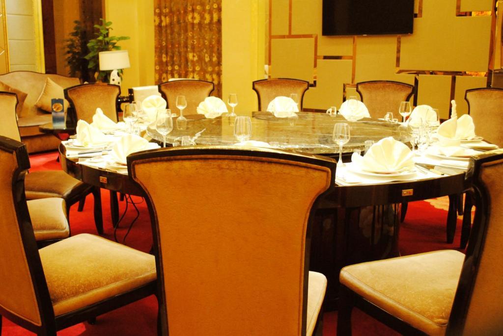 Datong Weidu International Hotel Zewnętrze zdjęcie